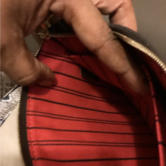 Louis Vuitton Damier pochette with strap - Picture 3 of 4